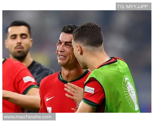 硬汉形象足球明星盘点谁是绿茵场上的铁血战士